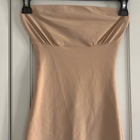 Commando Two-Faced Tech Control Strapless Slip in Beige Size XS - Picture 5 of 5